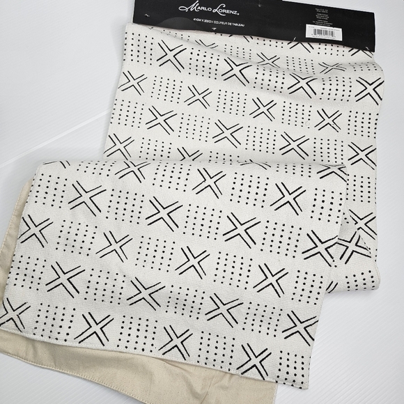 Marlo Lorenz  Mudcloth Table Runner Geometric Cotton NWT 16 x 80 Cream & Black - Picture 2 of 9